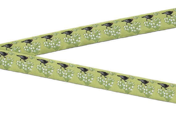 ANIMALS/Birds E-25-A Jacquard Ribbon Poly Trim 7/8" wide (22mm) Green w/Black Birds, White Snowdrops