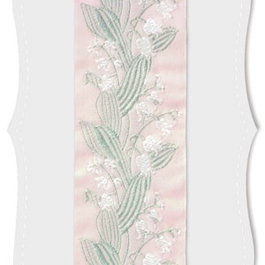 KAFKA H-02/13 Ruban jacquard en coton biologique tissé 38 mm (1-1/2 po.) de large, muguet blanc, rose pâle, feuilles vert clair