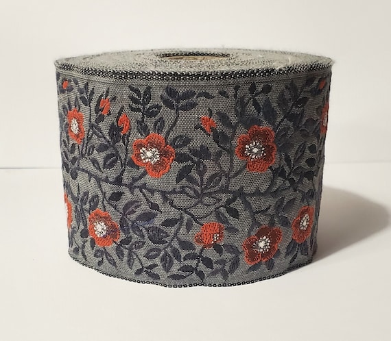 KAFKA L-01/09 Jacquard Ribbon Woven Organic Cotton Trim 2-3/8" wide (60mm) Gray w/Rust & White Wild Roses, 2-Tone Gray Leaves