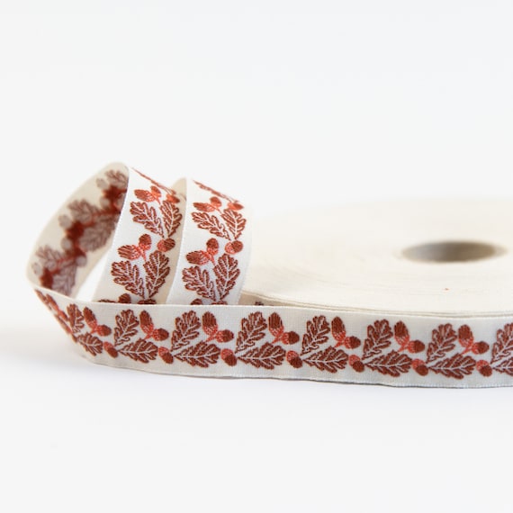 KAFKA C-04/01 Jacquard Ribbon Woven Organic Cotton Trim 5/8" wide (16mm) Ivory w/Brown Oak Leaves & Acorns