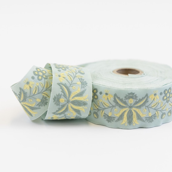 KAFKA G-19/08 Jacquard Ribbon Woven Organic Cotton Trim 1-1/4" wide (32mm) "Frida Blumenranke" Mint w/Yellow & Sage Green Flowers