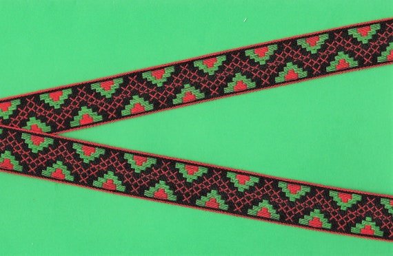 HOLIDAY F-01-A Jacquard Ribbon Cotton Trim 1" Wide (25mm) VINTAGE Red Borders, Red "Cross Stitch" Zigzag Design on Black, Per Yard