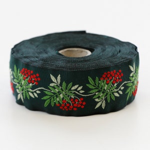 KAFKA G-05 / 06 Jacquard Band gewebt Bio-Baumwolle Trim 1-1 / 4 "breit (32 mm) Dunkelgrün mit roten Beeren, Lt grüne Blätter
