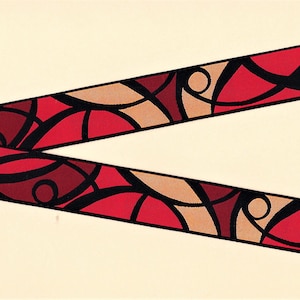 GEOMETRISCH F-09-C Jacquardlint Polyversiering 25 mm (25 mm) Made in France, abstract ontwerp in rood- en oranjetinten met zwarte lijnen