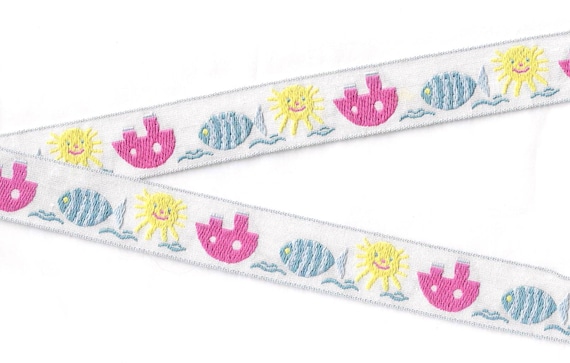 CHILDREN's F-01-H Jacquard Ribbon Cotton Linen Trim 1" wide (25mm) White Background w/Blue Fish, Bright Yellow Sun & Pink Boats