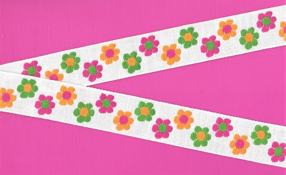 FLORAL G-33-B Jacquard Ribbon Cotton Trim, 1-1/8" Wide (28mm) VINTAGE West Germany White Linen w/Pink Green & Yellow RETRO Daisies, Per Yard