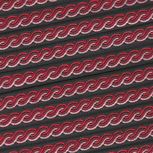 Cinta de poliéster con borde de jacquard GEOMÉTRICO A-21-A de 3/8" de ancho (9 mm) RARO Fabricada en Francia, diseño de cuerda celta negra con borde rojo, burdeos y rosa