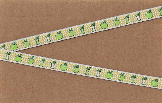 NOVELTY/Fruit C-03-A Jacquard Ribbon Poly Trim 5/8" Wide (16mm) Made in France, Granny Smith Green Apples on Check Background, Per Yard