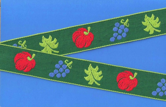 NOVELTY/Fruit G-02-A Jacquard Ribbon Cotton Trim, 1-3/8" Wide (34mm) VINTAGE, Autumn Motifs, Pumpkins, Grapes & Leaves on Green, Per Yard