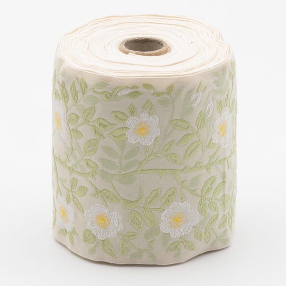 KAFKA M-01/73 Jacquard Ribbon Organic Cotton 4" wide (100mm) VERY WIDE Ivory w/White & Yellow Flowers