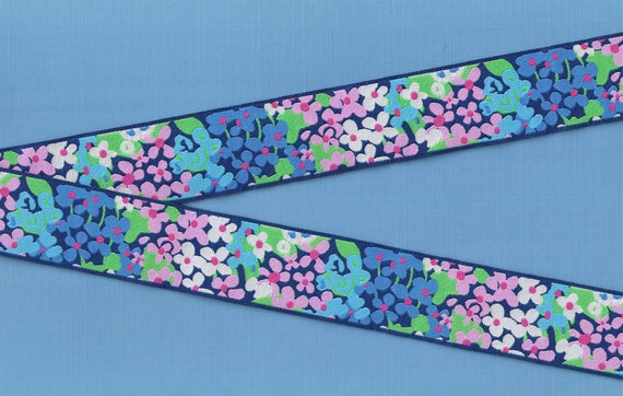 FLORAL G-120-A Jacquard Ribbon Poly Trim 1-1/8" wide (28mm) Douglas Paquette "Country Floral" in Blues & Pinks, Forget-me-Not Flowers