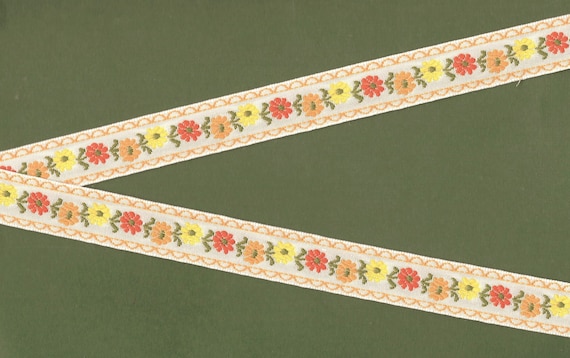 FLORAL D-16-C Jacquard Ribbon Cotton Trim 3/4" wide (20mm) VINTAGE, White w/Yellow/Orange & Dark Orange Flowers, Olive Green Accents