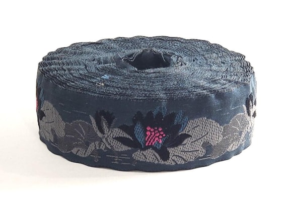 KAFKA F-04/07 Jacquard Ribbon Woven Organic Cotton Trim 1" wide (25mm) Dk Gray w/Black & Fuchsia Pink Water Lilies, Gray Leaves