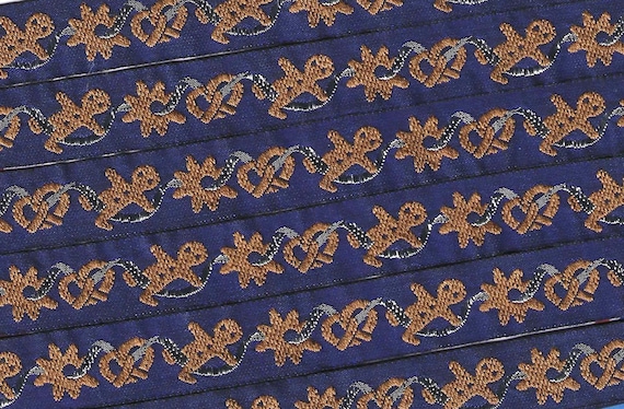 KAFKA C-02/07 Jacquard Ribbon Organic Cotton Trim 5/8" wide (16mm) Navy w/Gingerbread Men