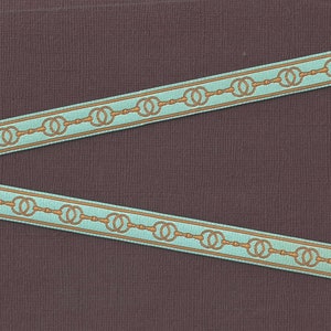 ANIMAUX/Chevaux B-07-A Ruban Jacquard Garniture en poly 1/2 po. de large (13 mm) D. Paquette, design de mors de filet pour chevaux en or moutarde sur turquoise