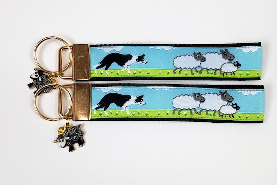 SHEEP & BORDER COLLIE Jacquard Ribbon/Nylon Web 1" wide (25mm) 5.5" long Key Fob w/Charms