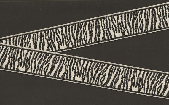 ANIMALS/Prints G-02-B Jacquard Ribbon Polyester Trim 1-1/4" Wide (32mm) Black & Cream Striped Zebra Design