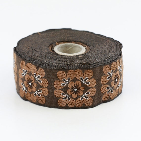 KAFKA G-13/16 Jacquard Ribbon Woven Organic Cotton Trim 1-1/4" wide (32mm) Dark Brown w/Brown Mod Flowers, Gray Accents