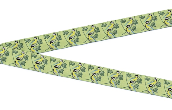 ANIMALS/Birds E-24-A Jacquard Ribbon Poly Trim 7/8" wide (22mm) Peridot Green w/Pair of Blue & Yellow Birds