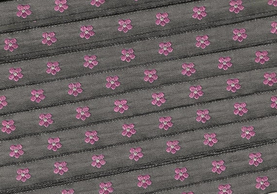 KAFKA A-03/29 Jacquard Ribbon Woven Organic Cotton Trim 7/16" wide (10mm) Dark Gray Background w/Pink & Lt Gray Forget-Me-Not Flowers