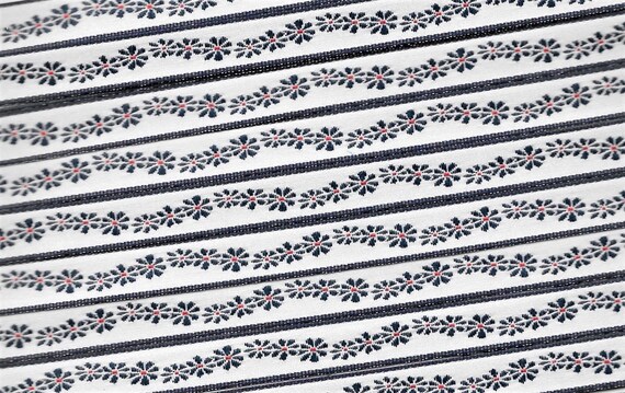 FLORAL A-09-C Jacquard Ribbon Poly Trim 3/8" wide (9mm) Made in France, White w/Navy Daisies