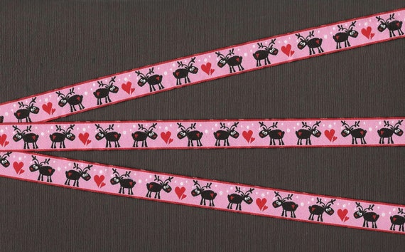 ANIMALS/Wildlife C-28-A Jacquard Ribbon Poly Trim 5/8" Wide (16mm) Pink Background w/Reindeer and Red Hearts, 30" REMNANT