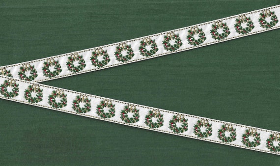HOLIDAY C-15-A Jacquard Ribbon Poly Trim 5/8" wide (16mm) White Background, Green Wreaths w/Red Berries, Gold Metallic Accents