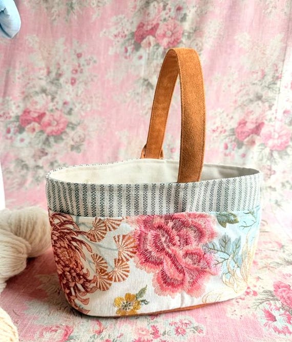 ATENTI "PRIMROSE" Embroidered Floral 8-Pocket Short Bucket Needle Arts/Knitting Bag, Handmade USA