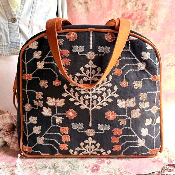 ATENTI "TWINKLE" Embroidered Tapestry Floral Pattern in a Knitting Bag Project Bag, USA Made