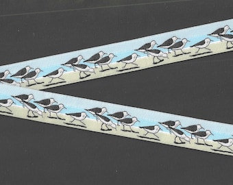 ANIMALES/Pájaros RDS E-29-A Cinta Jacquard Poly Trim 7/8" Ancho (22mm) Cielos azules y agua con gaviotas "Playeritos" caminando