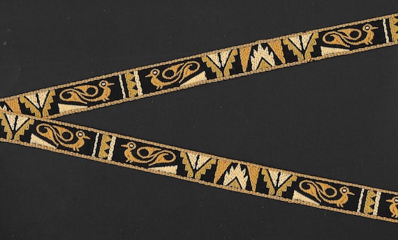 ANIMALS/Birds C-01-A Jacquard Ribbon Cotton Trim 5/8" wide (16mm) VINTAGE from France, Black w/Celtic Bird Design