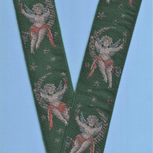 HOLIDAY M-04-A Jacquardlint Katoen/polyester rand 2-1/8" breed (54 mm) Vintage uit Duitsland, groen met engelen, metallic gouden wassende maan en sterren