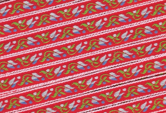 FLORAL B-10-Q Jacquard Ribbon Cotton Trim, 1/2" Wide (13mm) Red w/White Borders, Variegated Blue Tulips & Dots, Green Leaves