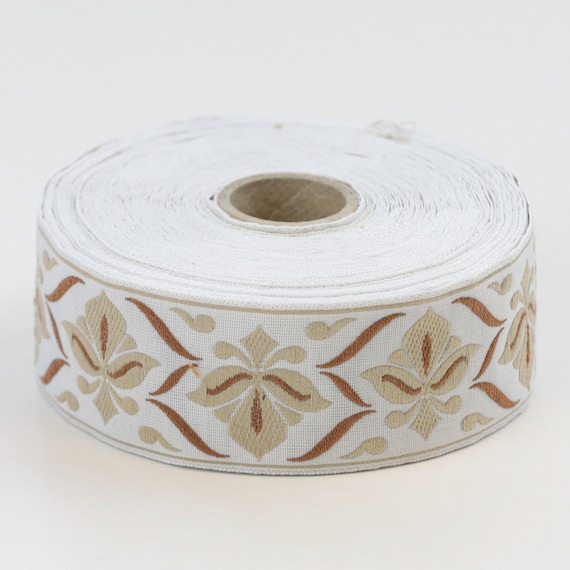 KAFKA G-24/02 Jacquard Ribbon Woven Organic Cotton Trim 1-1/4" wide (32mm) "French Lily" in White, Beige & Fawn