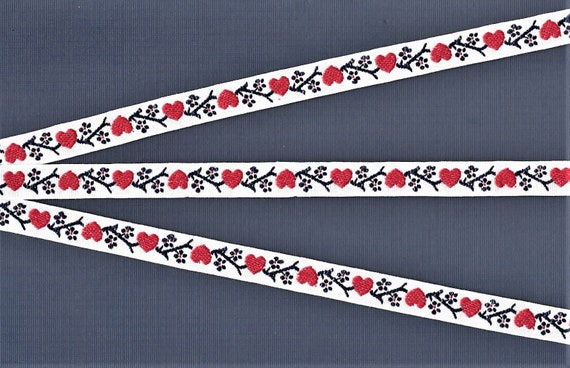 HEARTS/FLOWERS B-30-B Jacquard Ribbon Woven Cotton Trim 1/2" Wide (13mm) White Background, Red Hearts, Petite Navy Blue Flowers & Leaves
