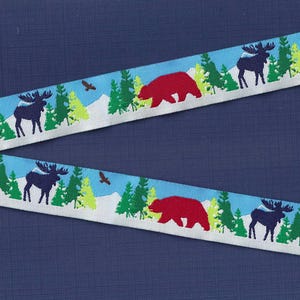 TIERE/Tierwelt RDS E-19-B Jacquard Band Poly Trim, 22 mm breit Winter - Rote Bären, Blaue Elche, Braune Adler, Berge & Bäume