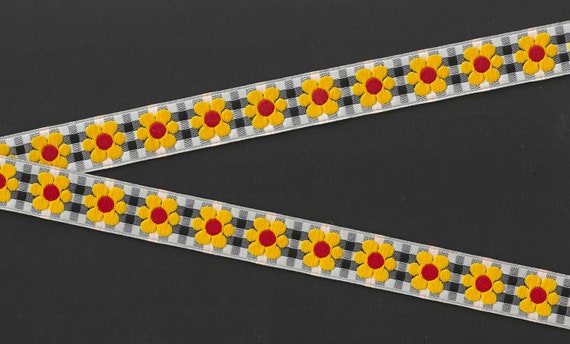 FLORAL D-07-B Jacquard Ribbon Poly Trim 3/4" wide (20mm) B&W Check Background w/Large Yellow and Red Sun Flowers