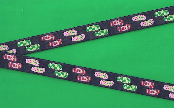 NOVELTY/Beach D-06-B Jacquard Ribbon Poly Trim 3/4" wide (20mm) Navy w/Patterned Flip Flops