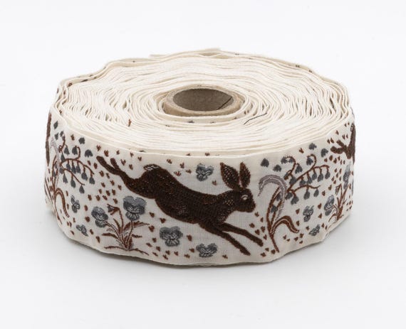 KAFKA H-27/07 Jacquard Ribbon Organic Cotton Trim 1+1/2" wide (38mm) Ivory w/Brown Jackrabbits