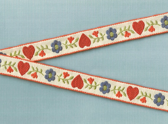 HEARTS/FLOWERS D-20-E Jacquard Ribbon Cotton Trim 3/4" wide (20mm) Beige w/Red Hearts Blue Flowers