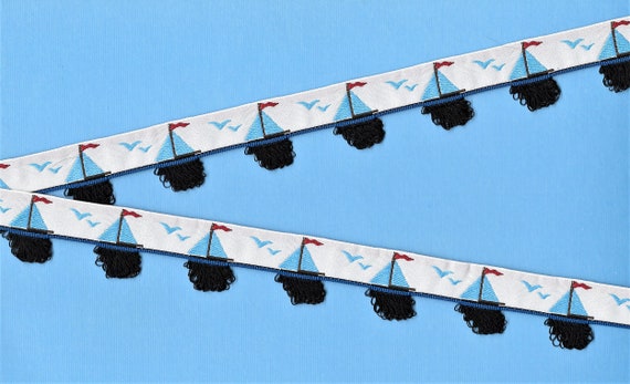 CHILDREN's NAUTICAL C-16 Jacquard Ribbon Poly Trim 5/8" wide (16mm) White w/Lt Blue Sailboats w/Fringe & Red Flags Blue Seagulls