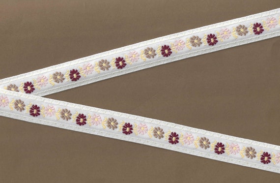 FLORAL D-16-A Jacquard Ribbon Cotton Trim 3/4" wide (20mm) VINTAGE, Ivory w/Pale Pink/Tan & Burgundy Flowers, Pale Yellow Accents