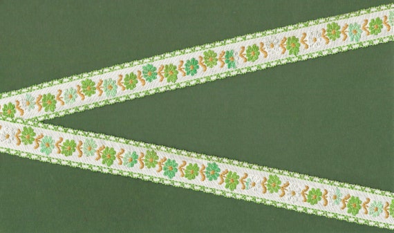 FLORAL D-17-D Jacquard Ribbon Cotton Trim 3/4" wide (20mm) VINTAGE, White w/Variegated Lt Green to Dark Green Flowers, Beige Leaves