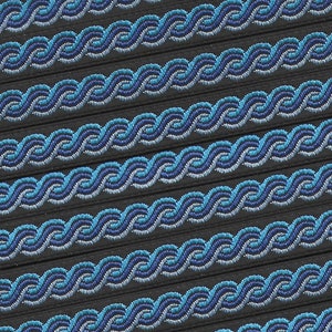 Cinta de poliéster con borde de jacquard GEOMÉTRICO A-21-B de 3/8" de ancho (9 mm) RARO Fabricado en Francia, diseño de cuerda celta en negro con bordes en tonos azules
