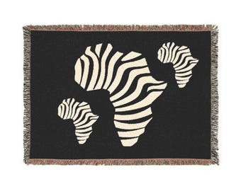 Gewebte Decke mit Zebrastreifenmuster und Afrika-Motiv | Überwurf mit Kartenmuster