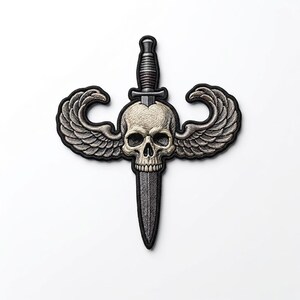 Geflügelter Totenkopf-Dolch Taktischer Aufnäher, gestickt, Biker-Militäremblem