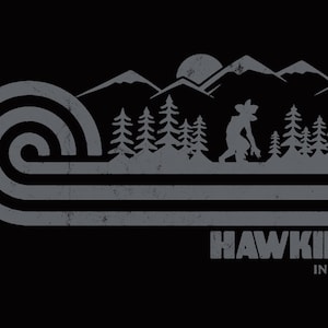 LUSTIGES TSHIRT Hawkins Indiana (auch auf Crewneck Sweatshirts und Hoodies erhältlich) SM-5XL