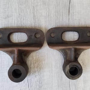 Vintage Industrial Factory Cart Axle Brackets | Hit & Miss Engine Hardware | Steampunk Display 5.75", Bolsters