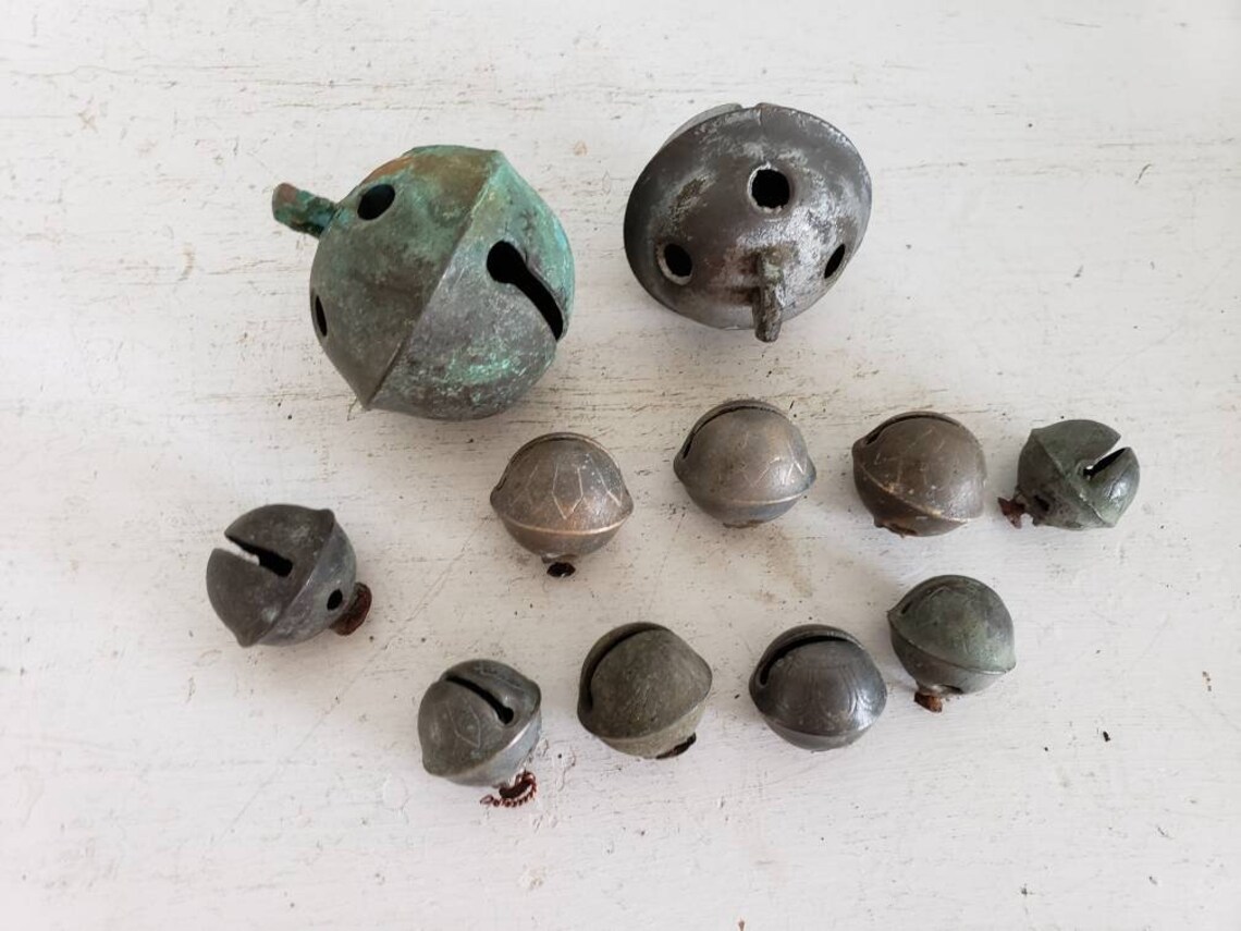 Vintage Antique Brass Sleigh Bells 11 Bells Assorted Sizes Etsy