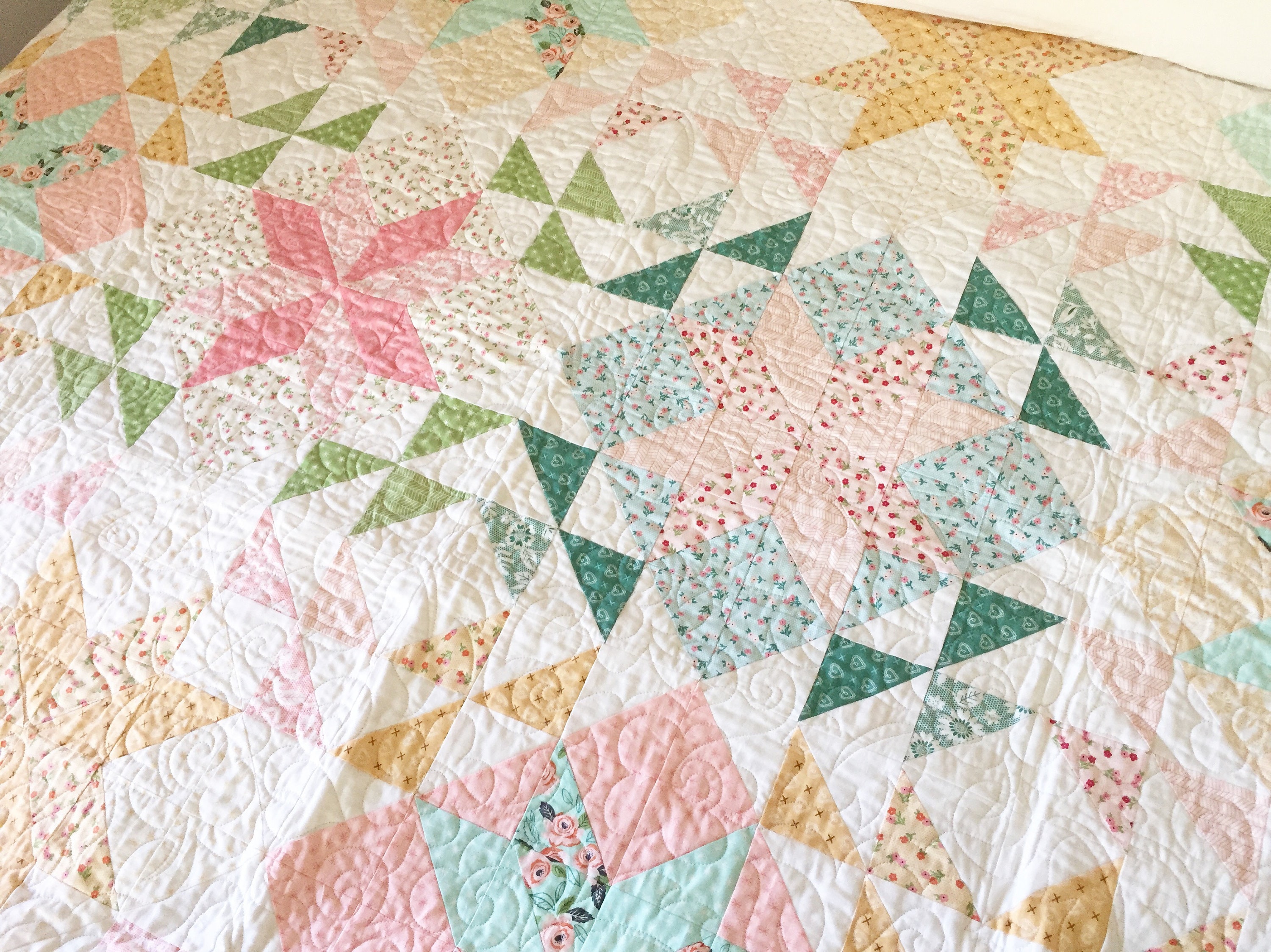 Patchwork Quilt Patterns Pdf Patchwork Quilt PDF Pattern - Whisper | Make Yourself Modern Queen ...